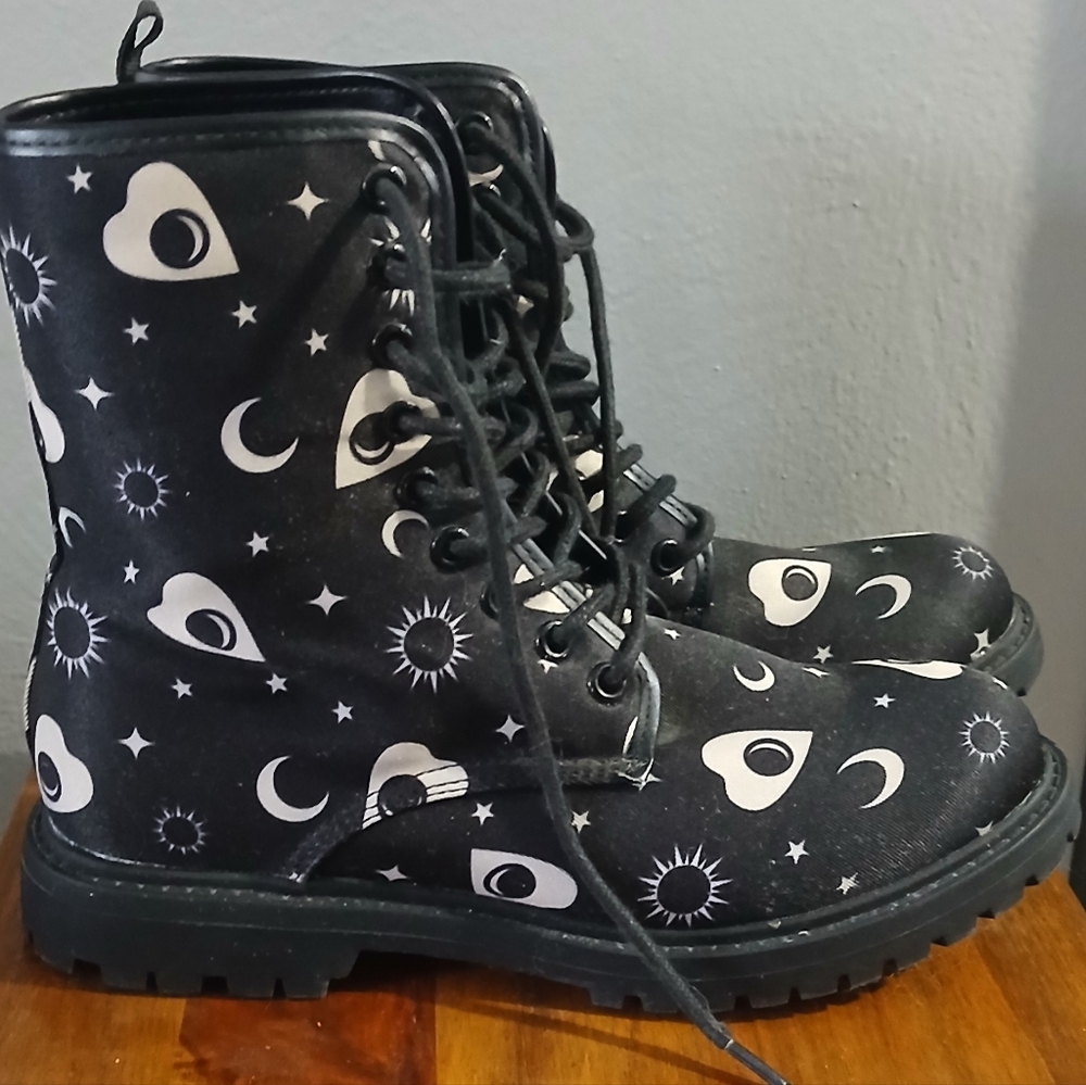 Black Boots with White Planchet/Ouija Print